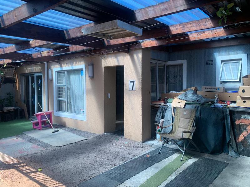 4 Bedroom Property for Sale in Lentegeur Western Cape